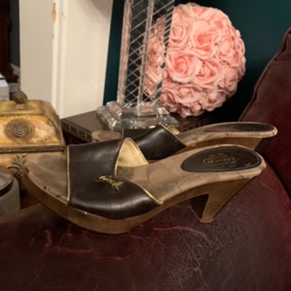 Coach sandals - Picture 2 of 3